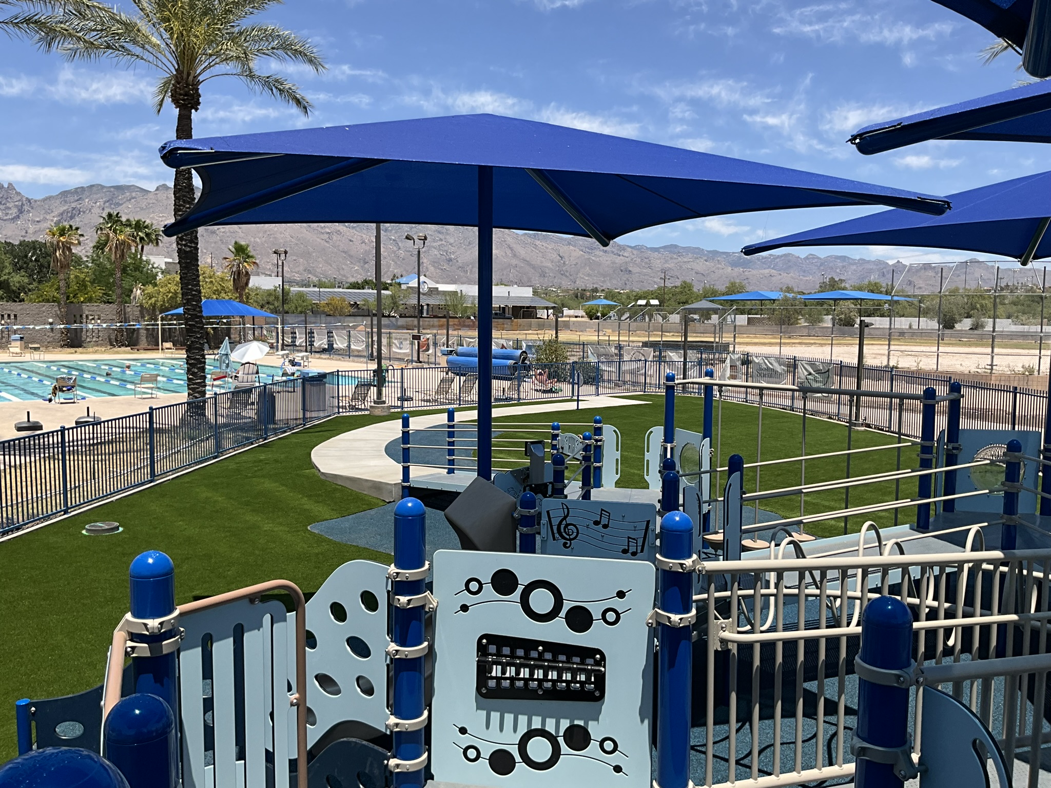 Commercial playground complete